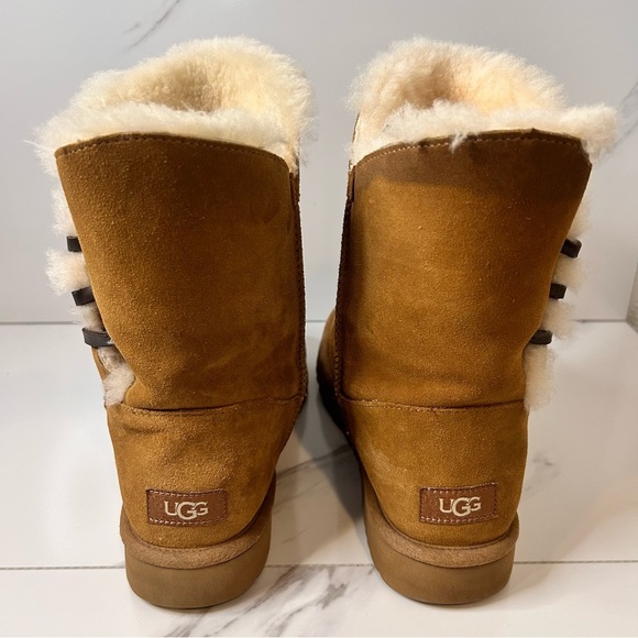 UGG Women's Tan Boots Size 10 - Picture 5 of 6